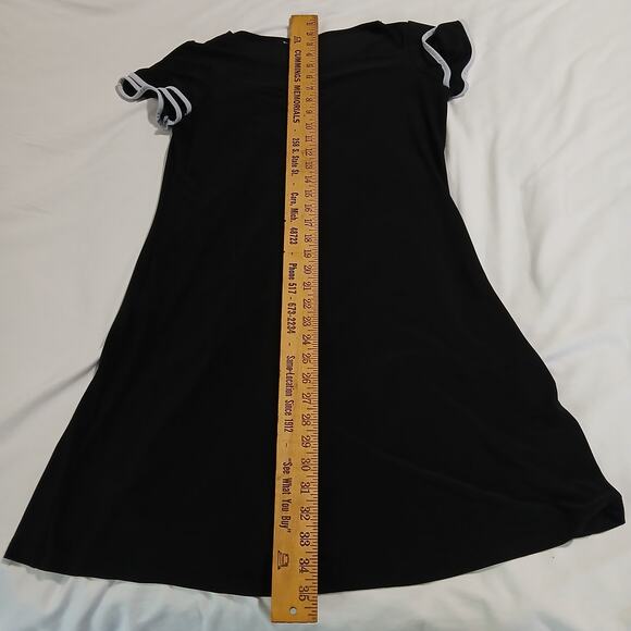 NIK and NASH S Black Short-Flounce-Sleeved A-Line Dress Round-Neck Mid-Length - Picture 8 of 11